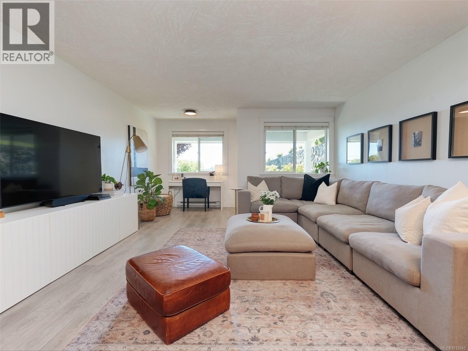Photo 33 of 402 Latoria Rd, Colwood BC