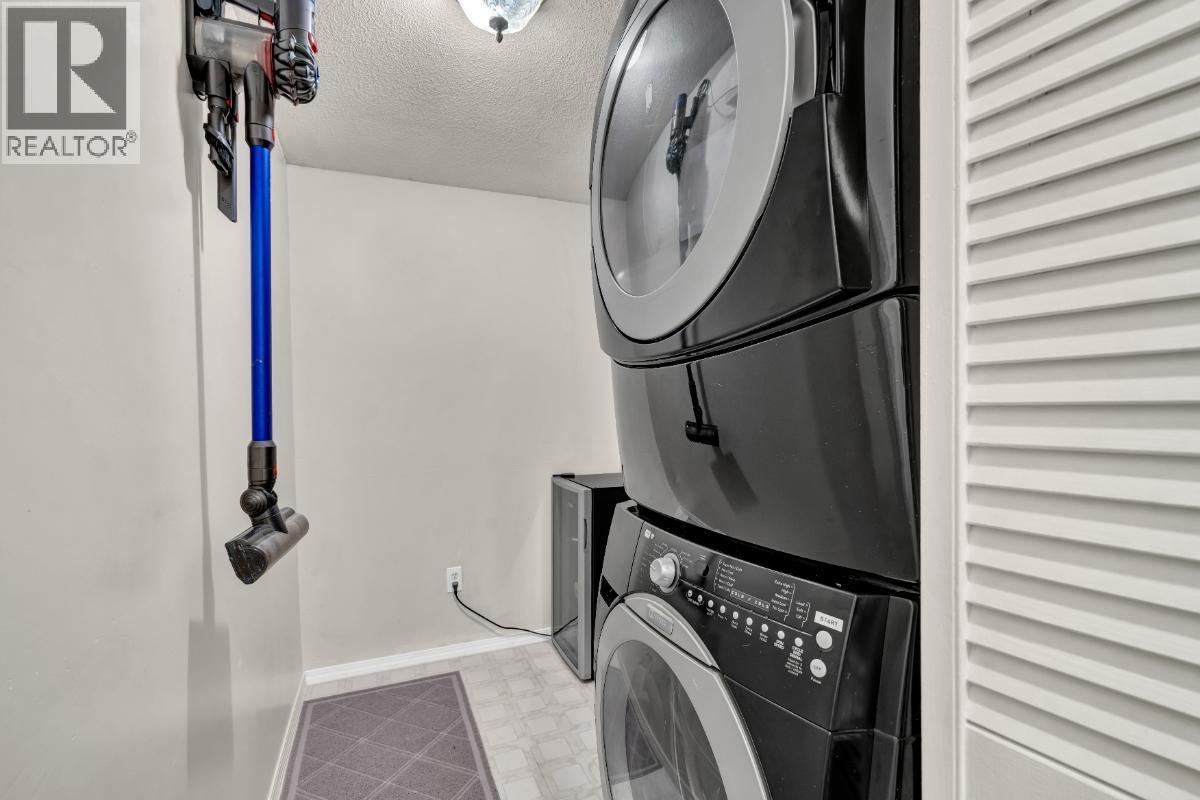Photo 15 of 208 1433 E 1st Avenue, Vancouver BC