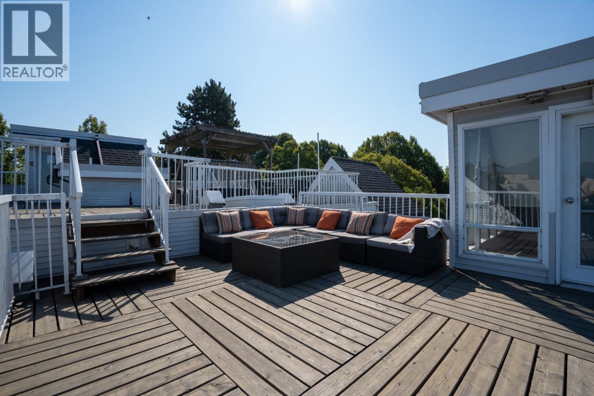 Photo 25 of 208 1433 E 1st Avenue, Vancouver BC