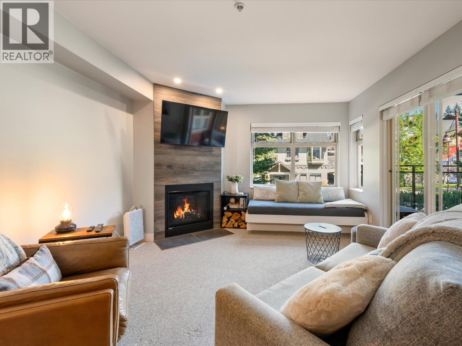 109 2050 LAKE PLACID ROAD, Whistler