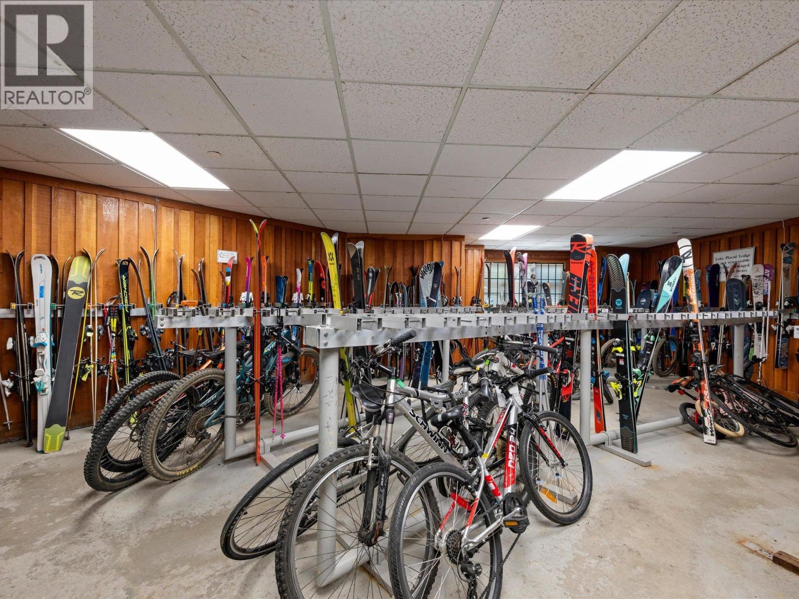109 2050 LAKE PLACID ROAD, Whistler