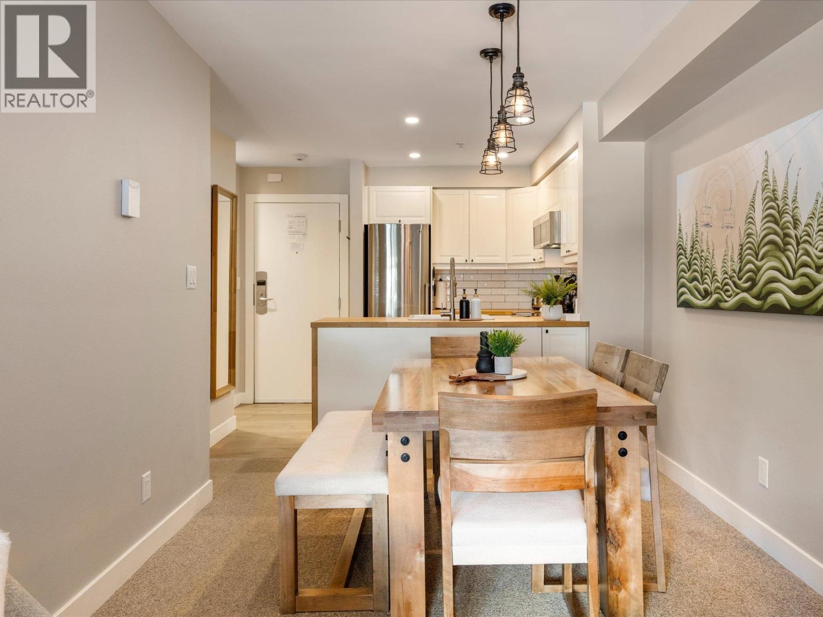 109 2050 LAKE PLACID ROAD, Whistler