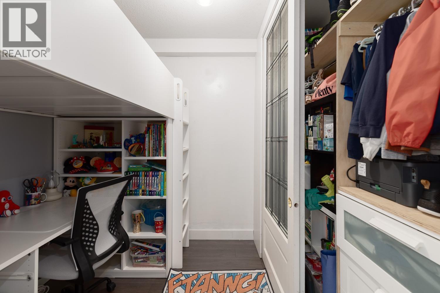 Photo 14 of 304 1352 W 10th Avenue, Vancouver BC