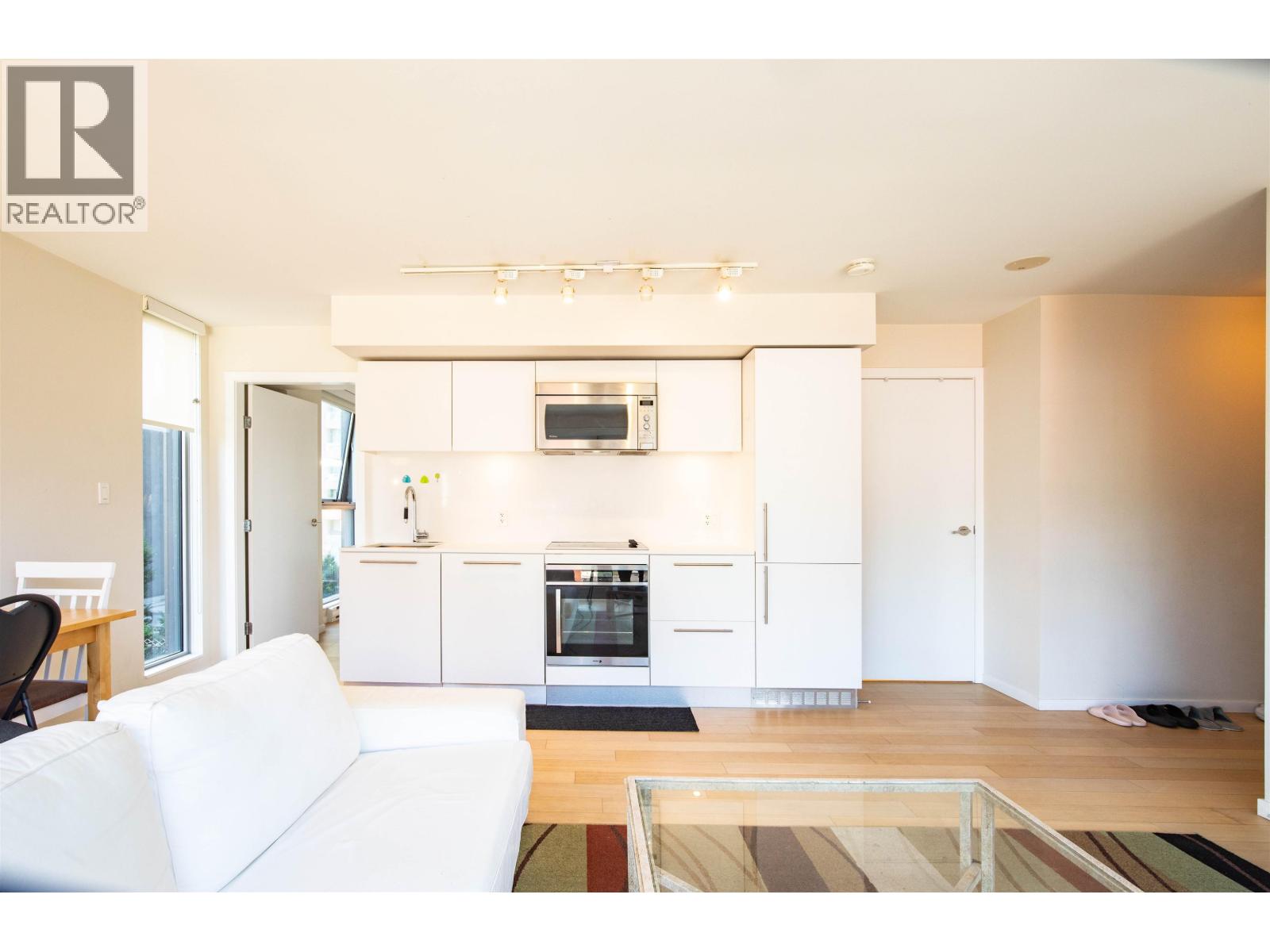 Photo 12 of 908 999 Seymour Street, Vancouver BC
