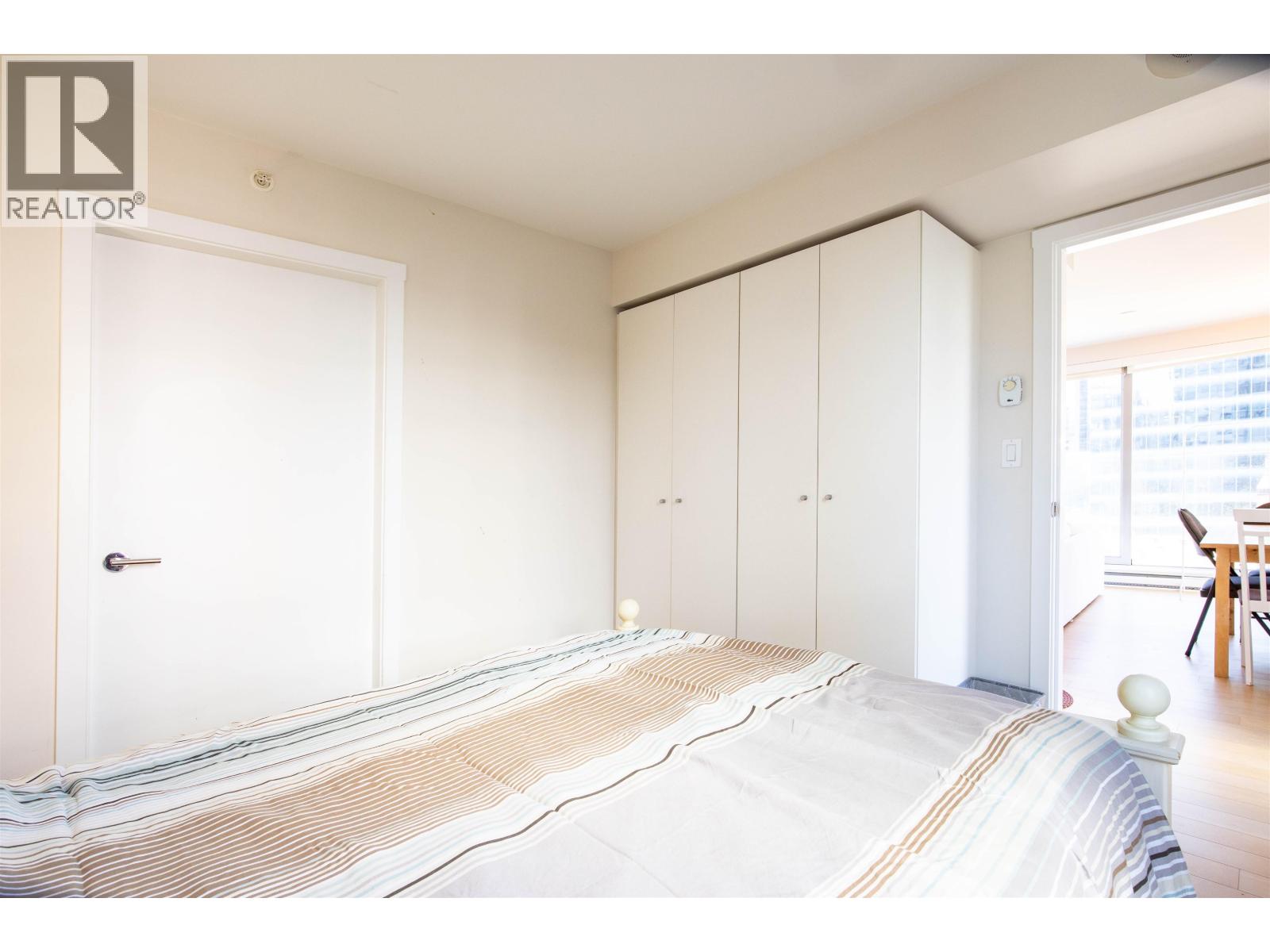 Photo 3 of 908 999 Seymour Street, Vancouver BC