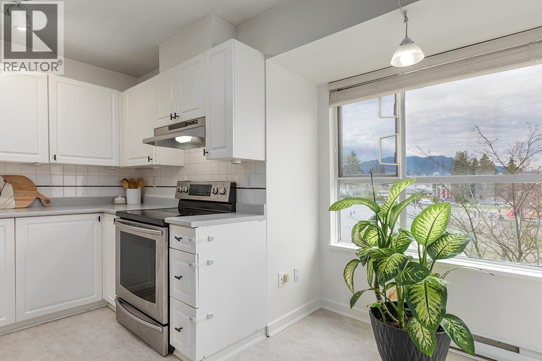 Photo 9 of 208 2285 Pitt River Road, Port Coquitlam BC