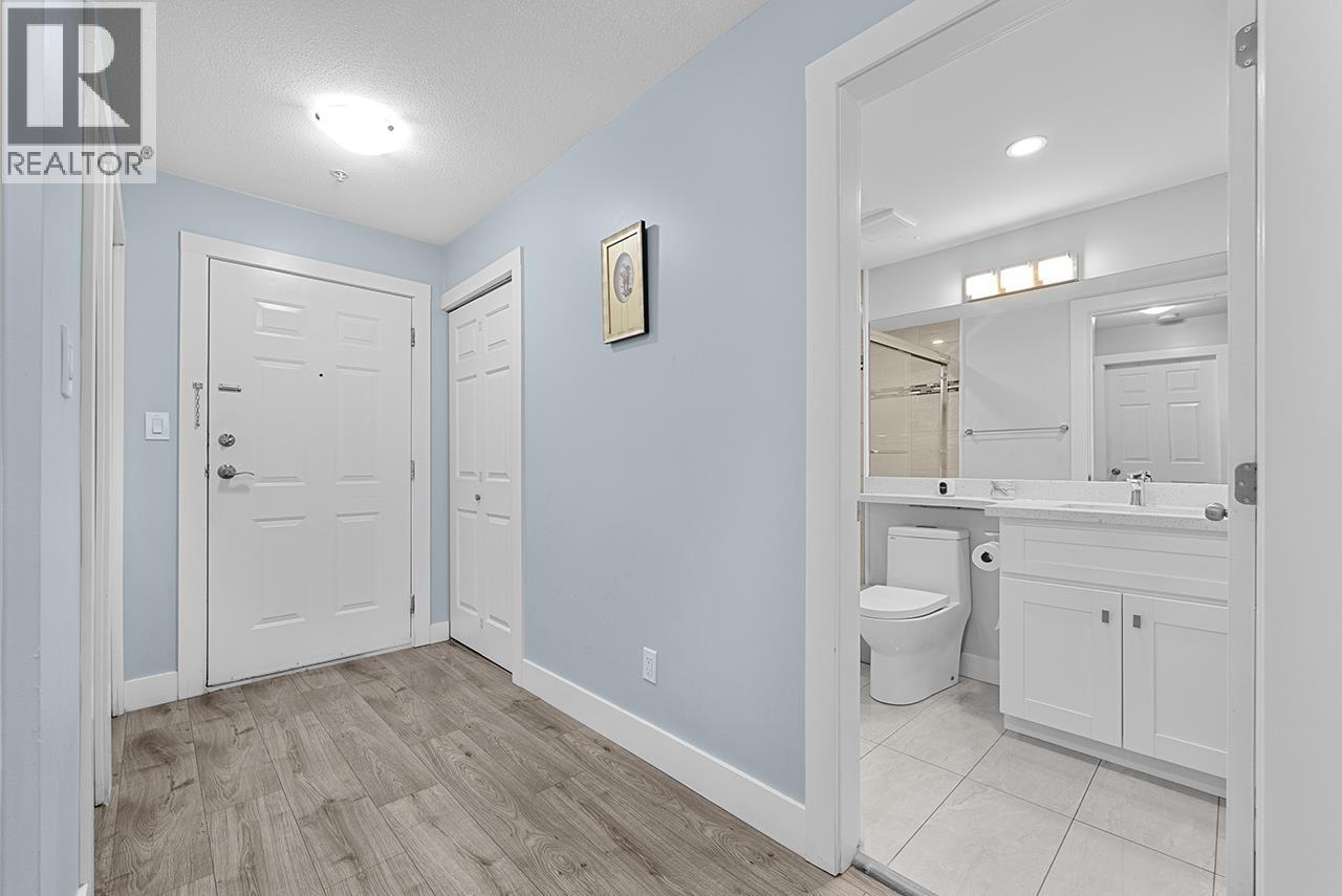 Photo 10 of 211 5818 Lincoln Street, Vancouver BC