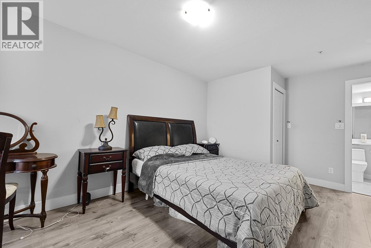 Photo 15 of 211 5818 Lincoln Street, Vancouver BC