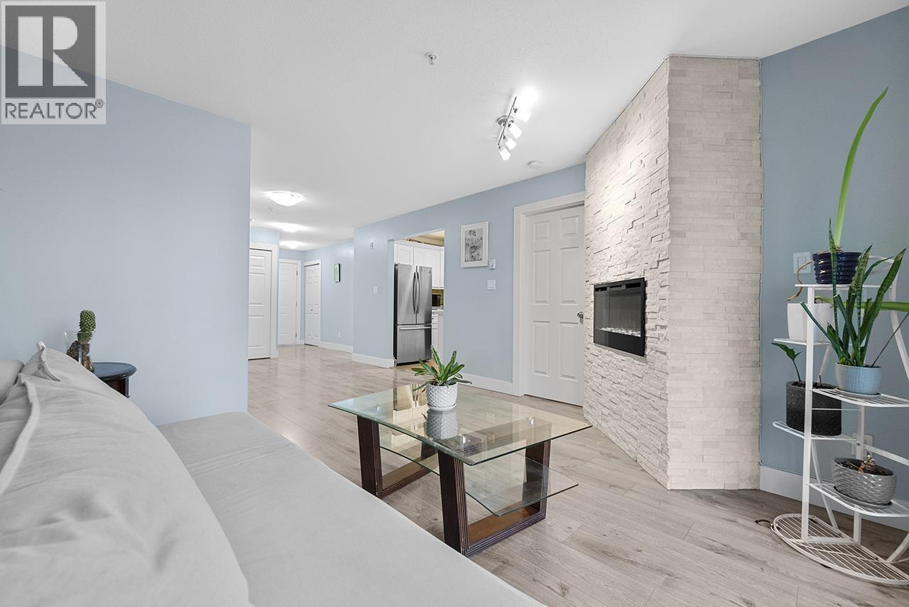 Photo 2 of 211 5818 Lincoln Street, Vancouver BC