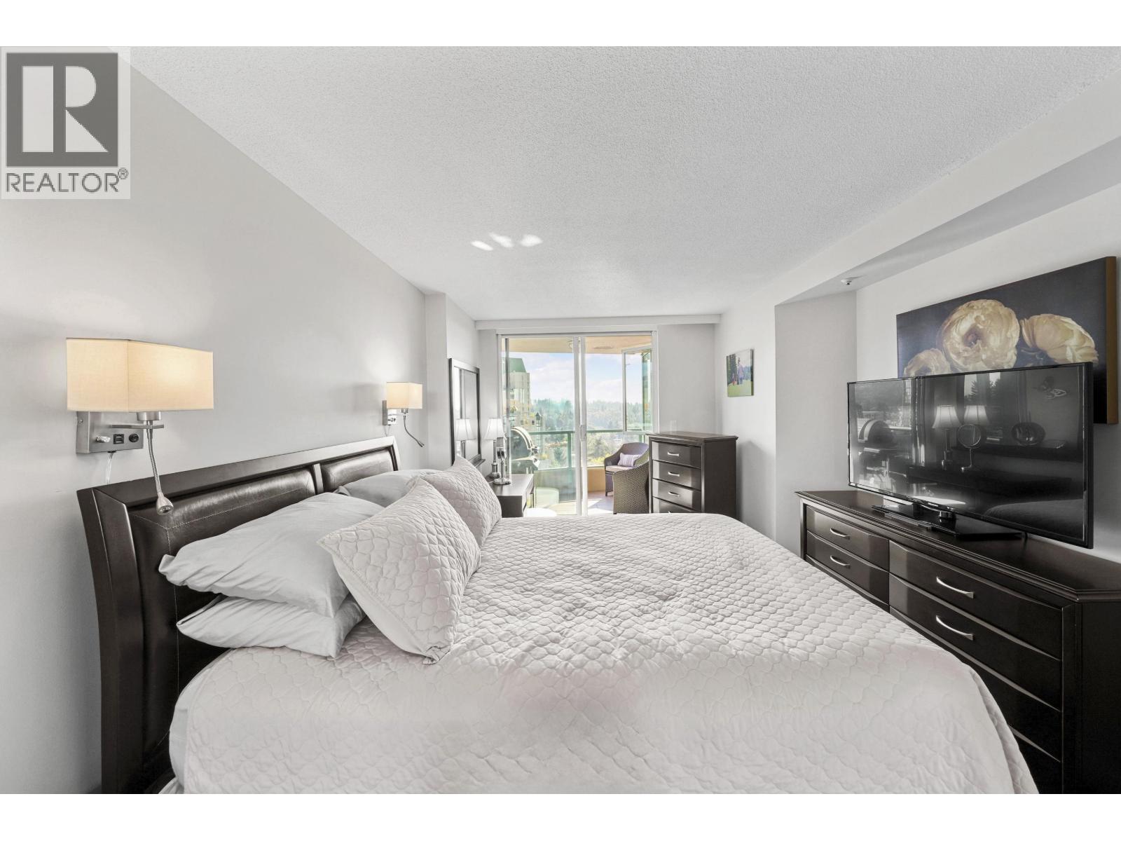 Photo 12 of 1405 3071 Glen Drive, Coquitlam BC