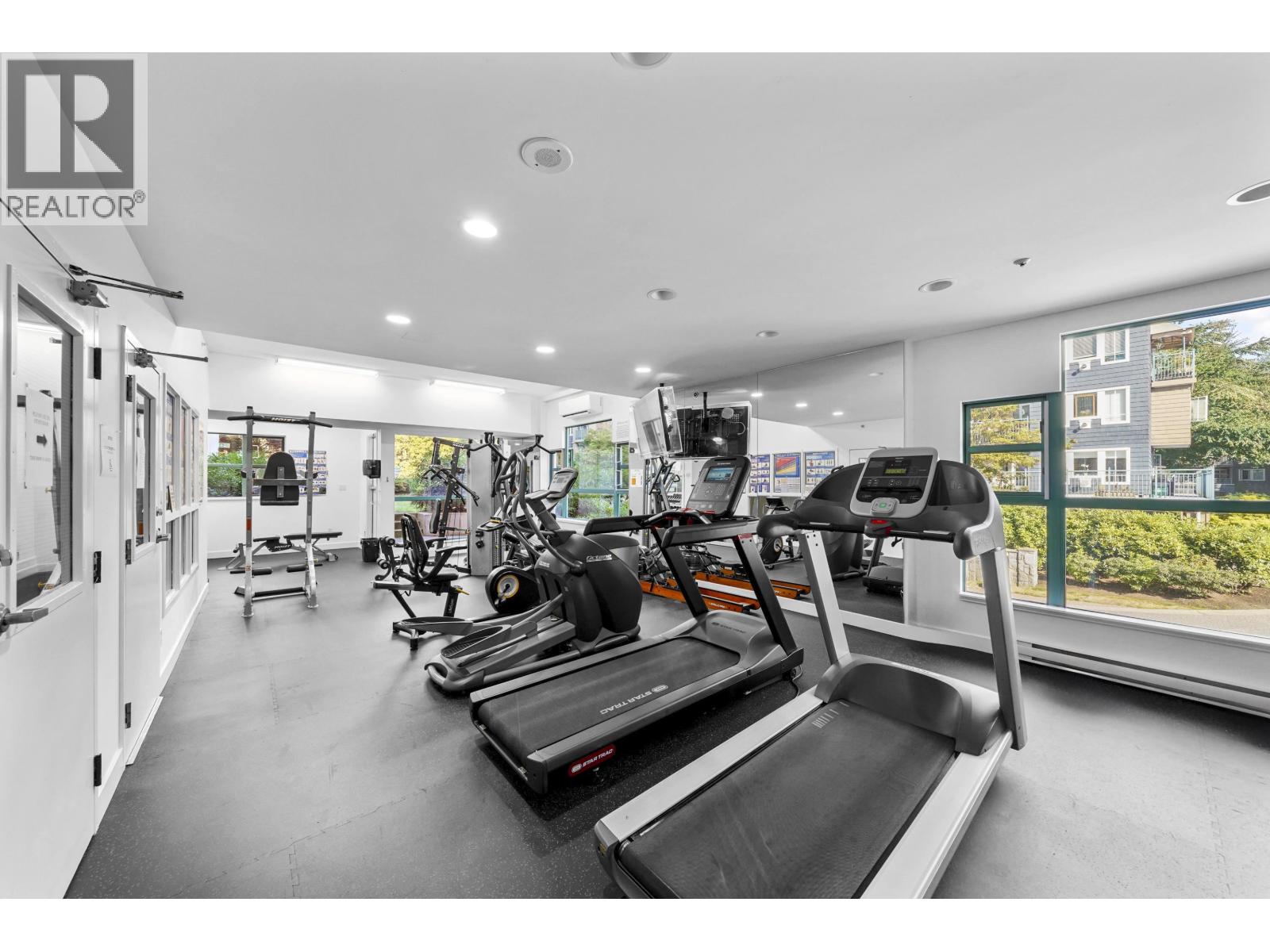 Photo 23 of 1405 3071 Glen Drive, Coquitlam BC