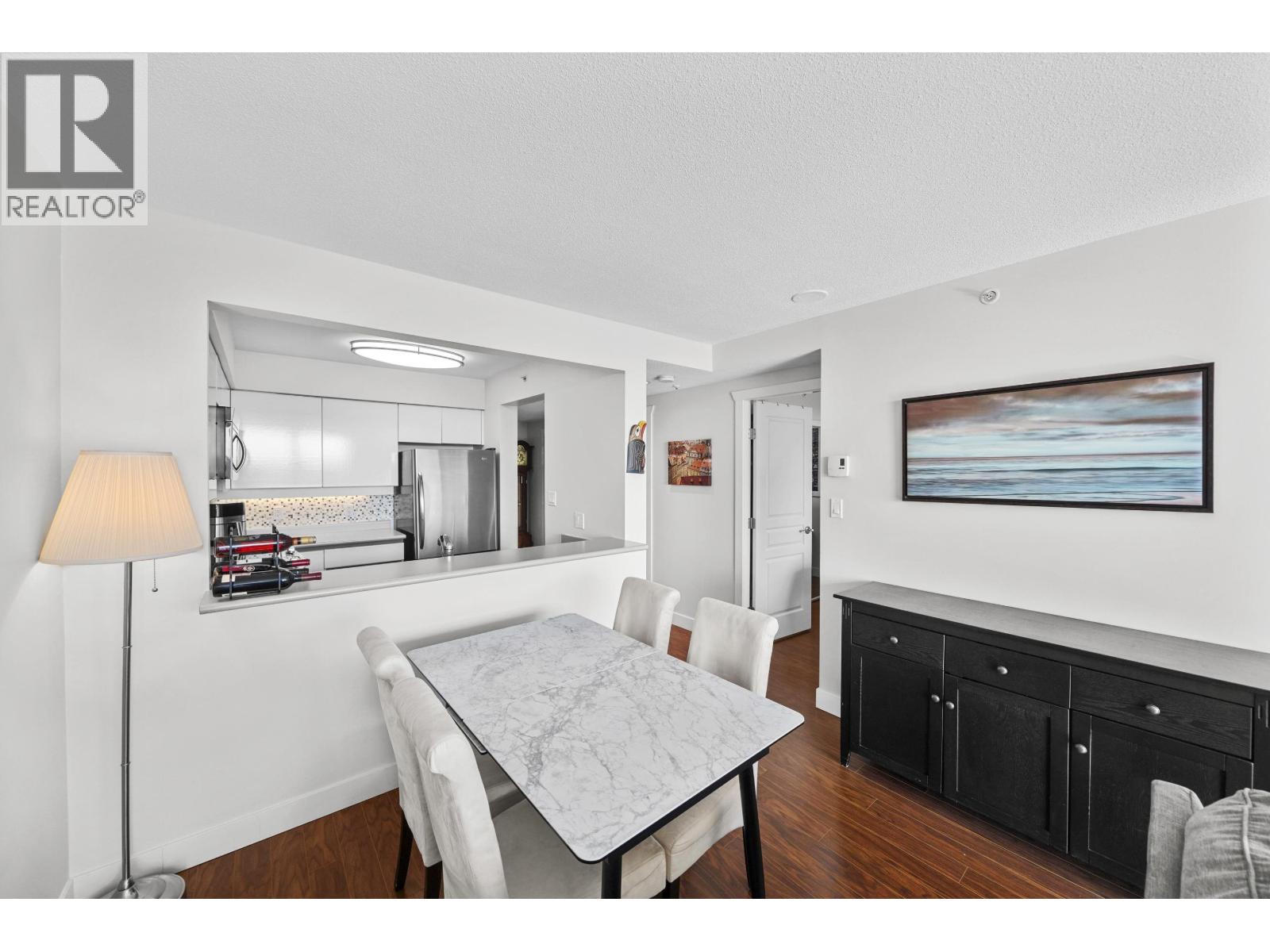 Photo 7 of 1405 3071 Glen Drive, Coquitlam BC