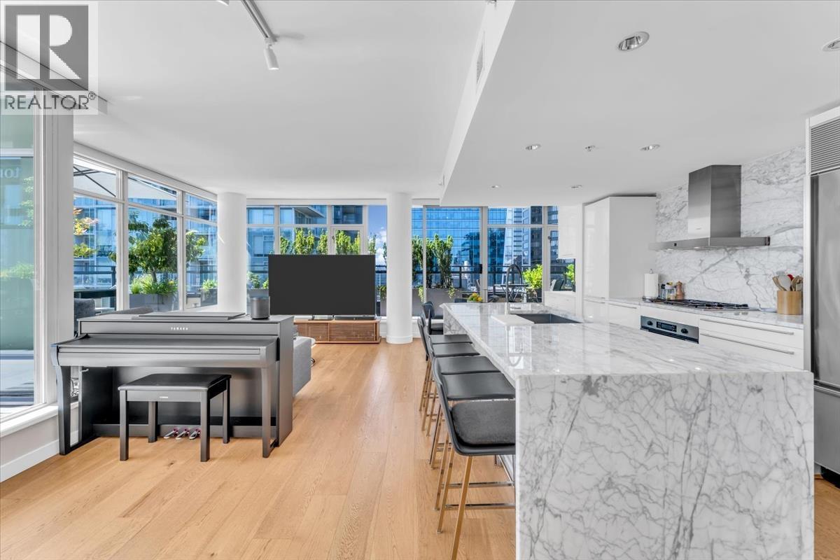 Photo 3 of 2602 788 Richards Street, Vancouver BC