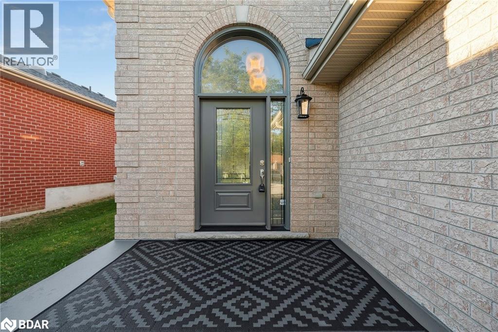 Photo 4 of 1288 Gina Street, Innisfil ON