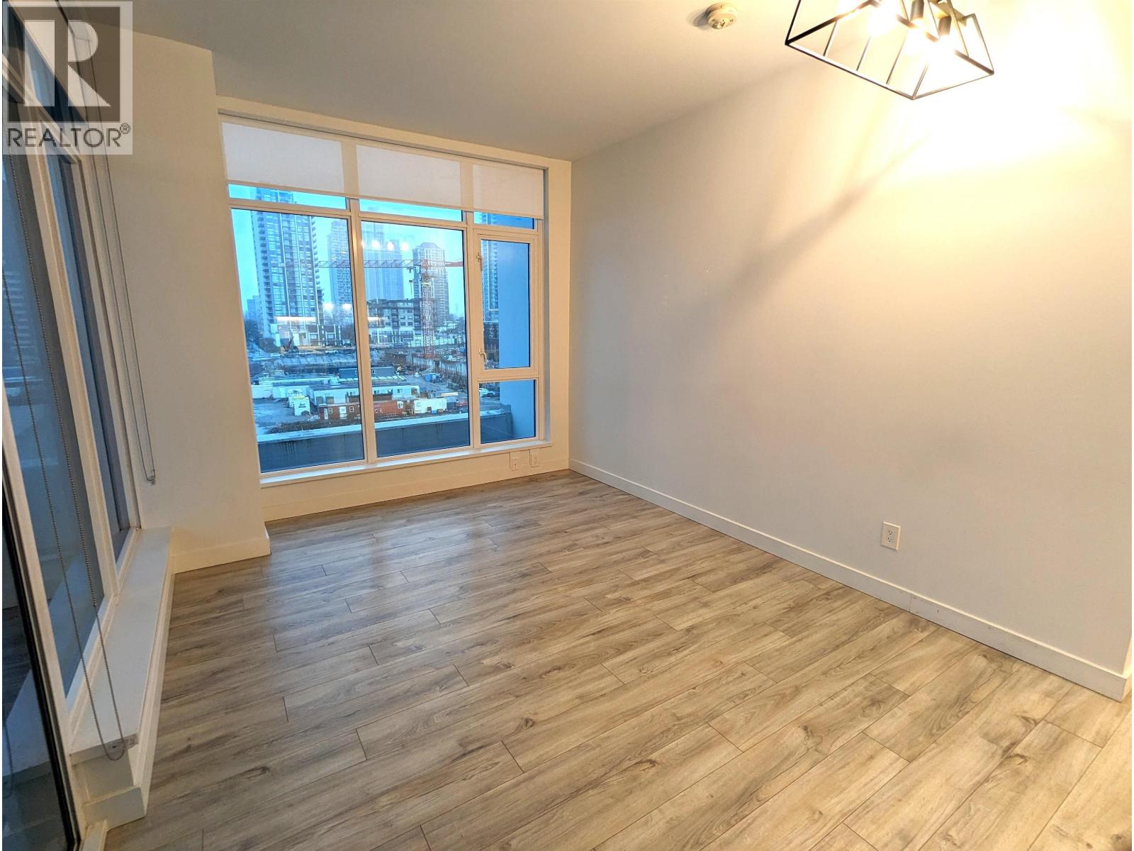 Photo 11 of 603 2288 Alpha Avenue, Burnaby BC