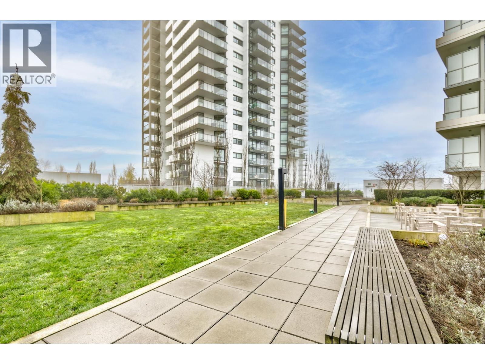 Photo 22 of 603 2288 Alpha Avenue, Burnaby BC