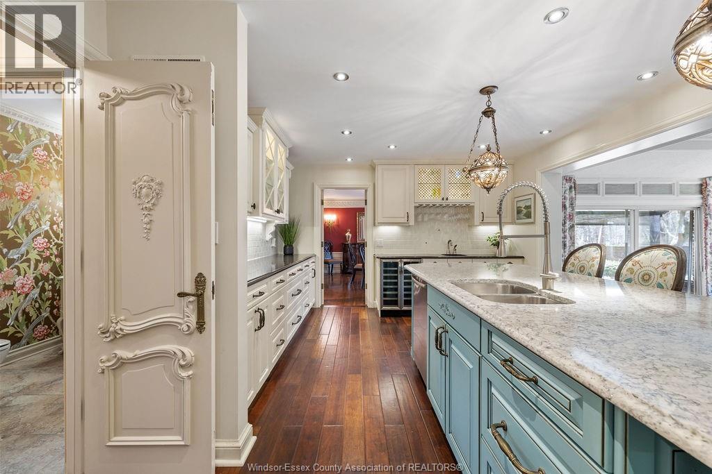Photo 13 of 1255 Tanglewood Court, Lasalle ON