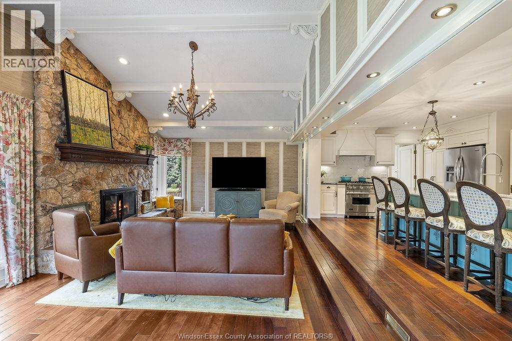 Photo 18 of 1255 Tanglewood Court, Lasalle ON