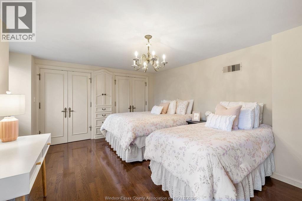 Photo 43 of 1255 Tanglewood Court, Lasalle ON