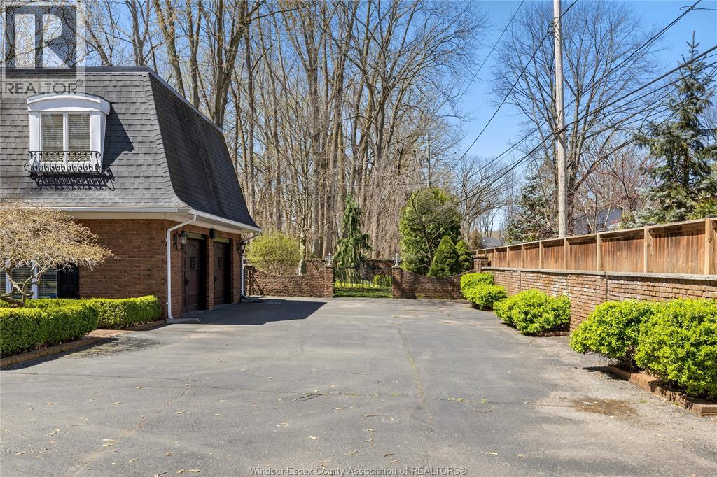 Photo 50 of 1255 Tanglewood Court, Lasalle ON