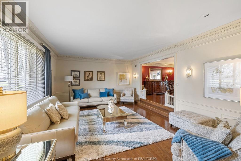 Photo 7 of 1255 Tanglewood Court, Lasalle ON
