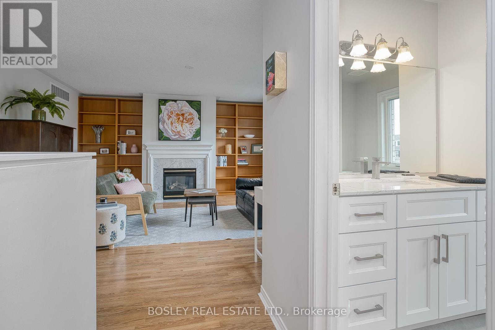 Photo 22 of 2104 White Dove Circle, Oakville ON