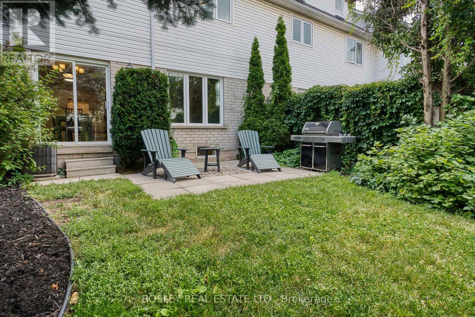 Photo 50 of 2104 White Dove Circle, Oakville ON