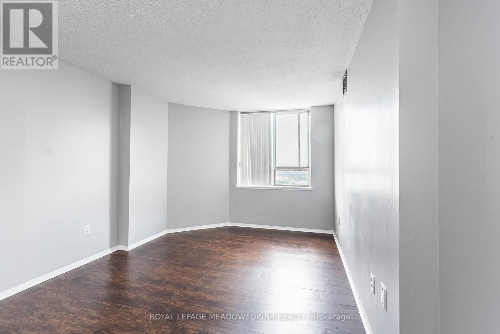 Photo 14 of 2106 4205 Shipp Drive, Mississauga ON