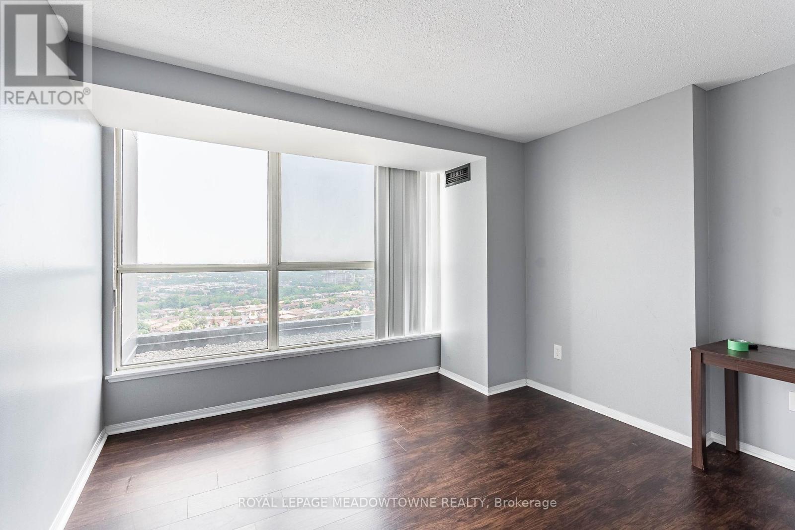 Photo 18 of 2106 4205 Shipp Drive, Mississauga ON