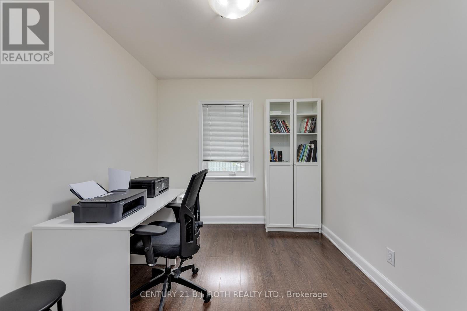 Photo 29 of 193 Epsom Downs Drive, Toronto ON
