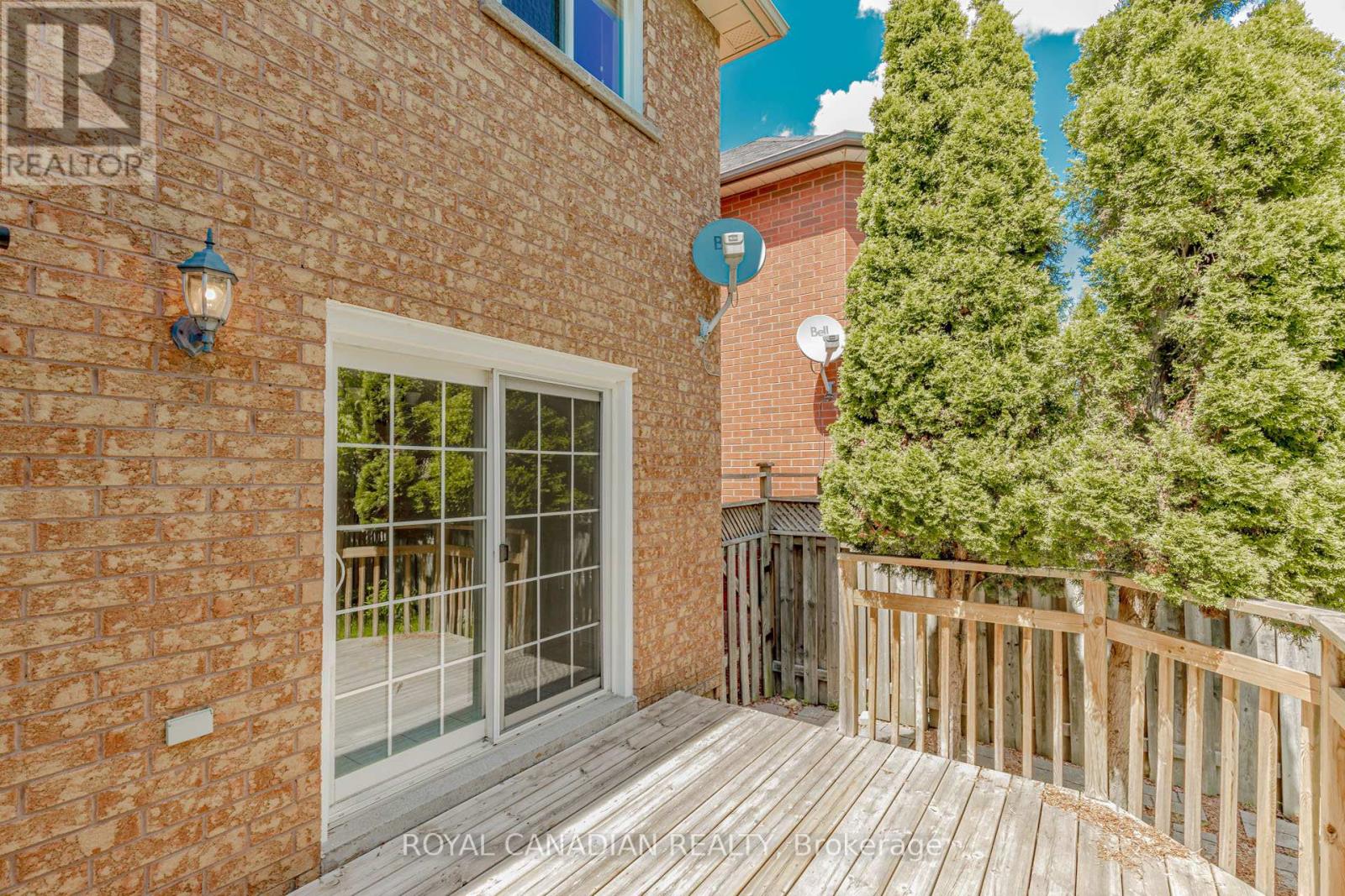 Photo 48 of 3940 Hazelridge Drive, Mississauga ON