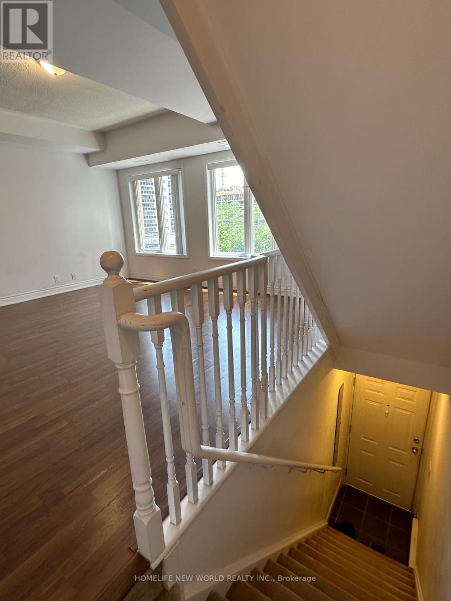 Photo 10 of 217 25 Richgrove Drive, Toronto ON