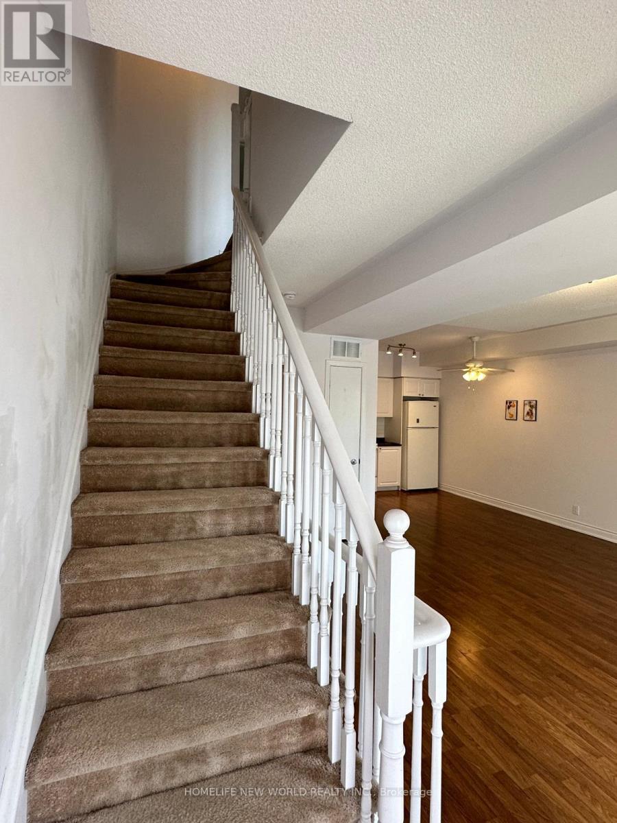 Photo 13 of 217 25 Richgrove Drive, Toronto ON