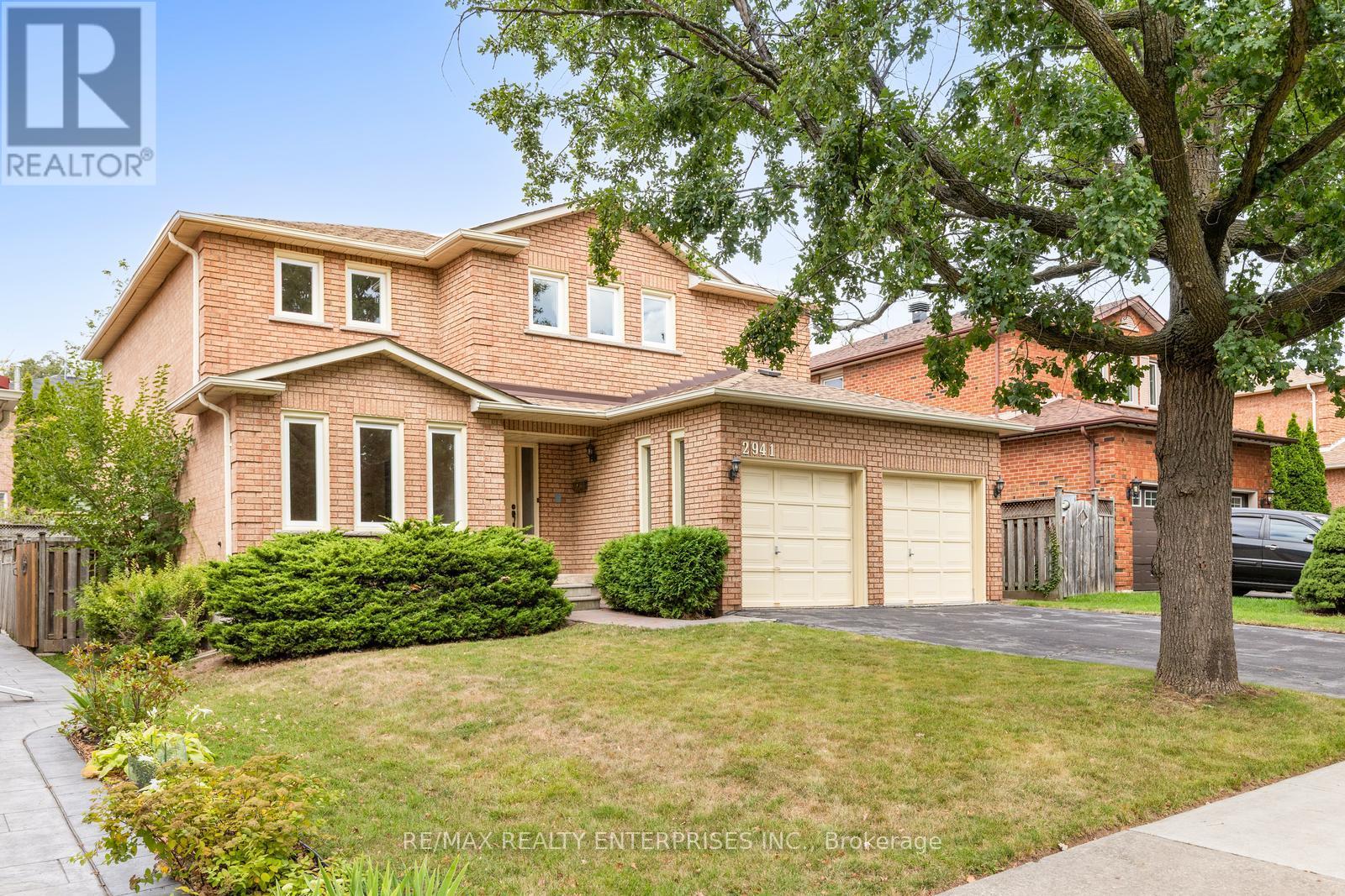 Photo 1 of 2941 Caradoc Lane, Oakville ON