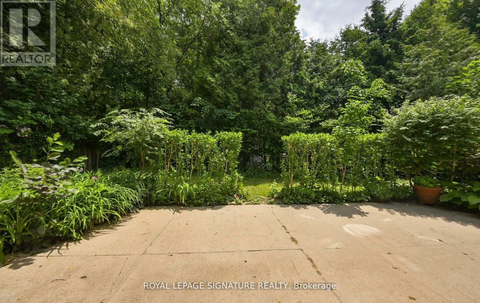 Photo 33 of 172 Glenview Drive, Mississauga ON