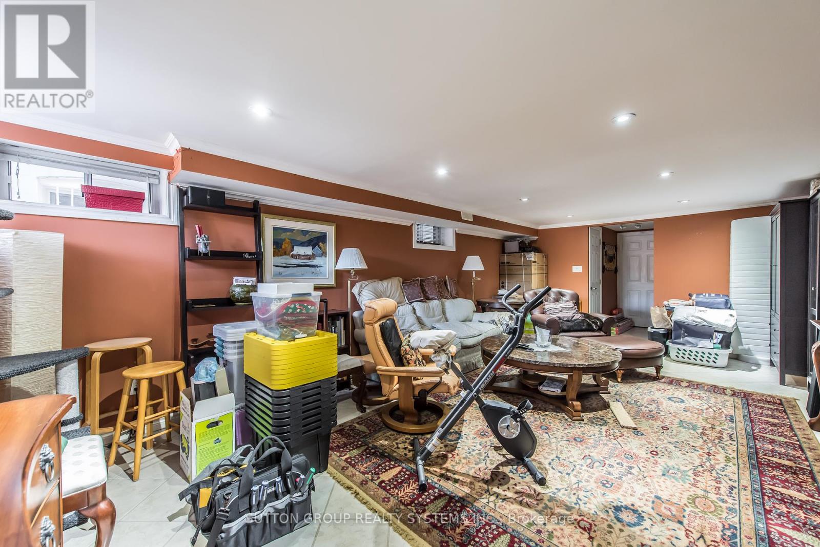 Photo 14 of 574 Perth Avenue, Toronto ON