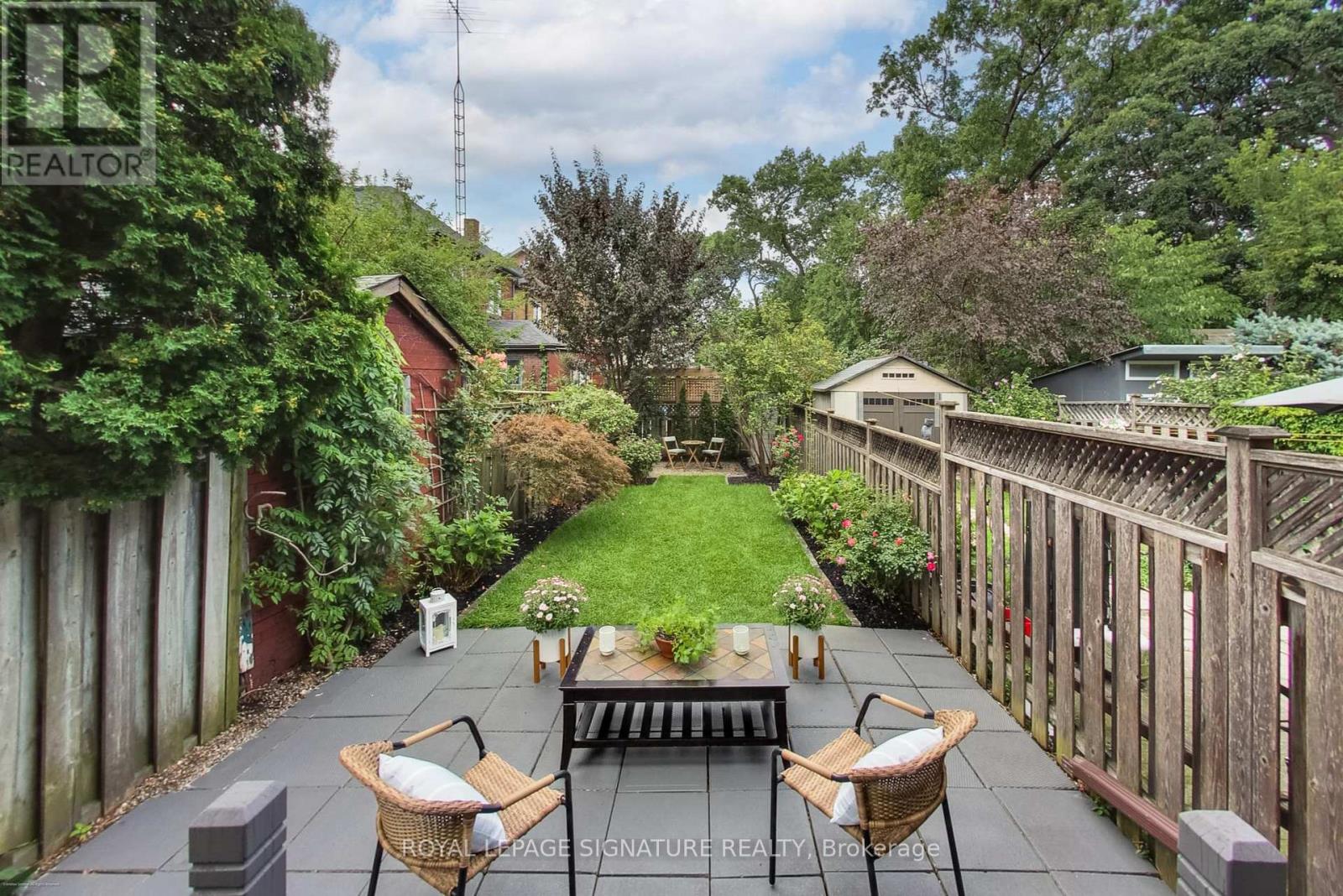 Photo 27 of 398 Annette Street, Toronto ON