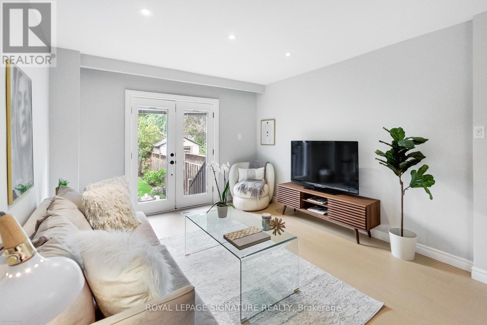 Photo 3 of 398 Annette Street, Toronto ON