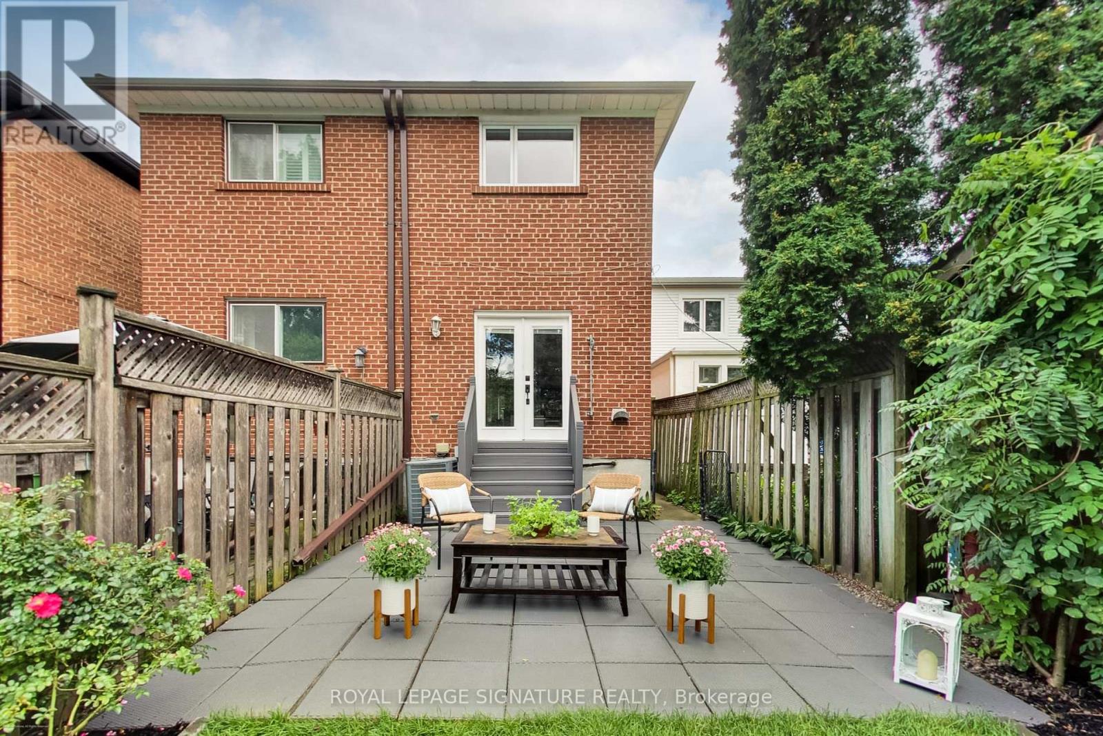 Photo 30 of 398 Annette Street, Toronto ON