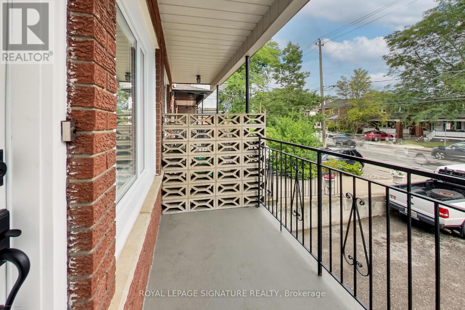 Photo 36 of 398 Annette Street, Toronto ON
