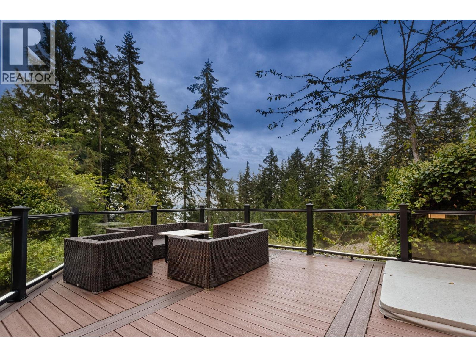 Photo 18 of 3714 Southridge Place, West Vancouver BC