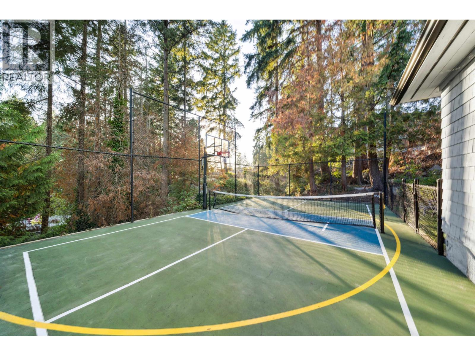 Photo 20 of 3714 Southridge Place, West Vancouver BC