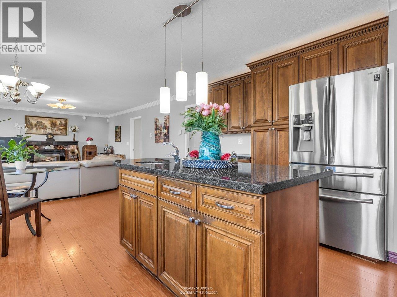 Photo 18 of 1028 Dansey Avenue, Coquitlam BC