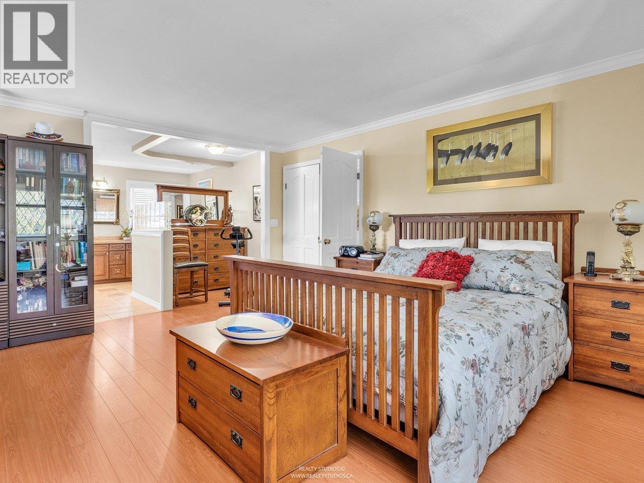 Photo 23 of 1028 Dansey Avenue, Coquitlam BC
