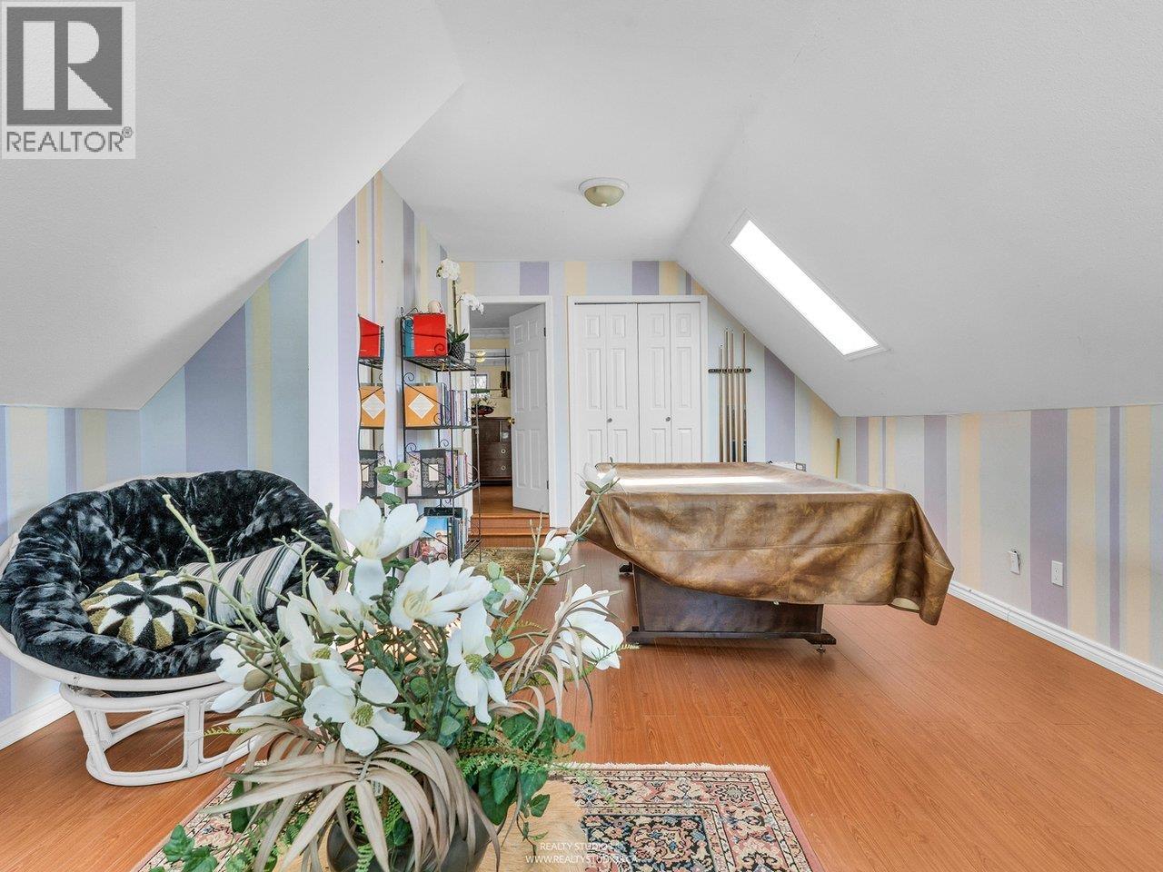 Photo 26 of 1028 Dansey Avenue, Coquitlam BC