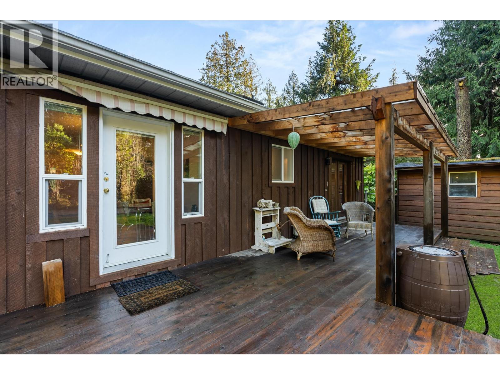 1559 PARK AVENUE, Roberts Creek