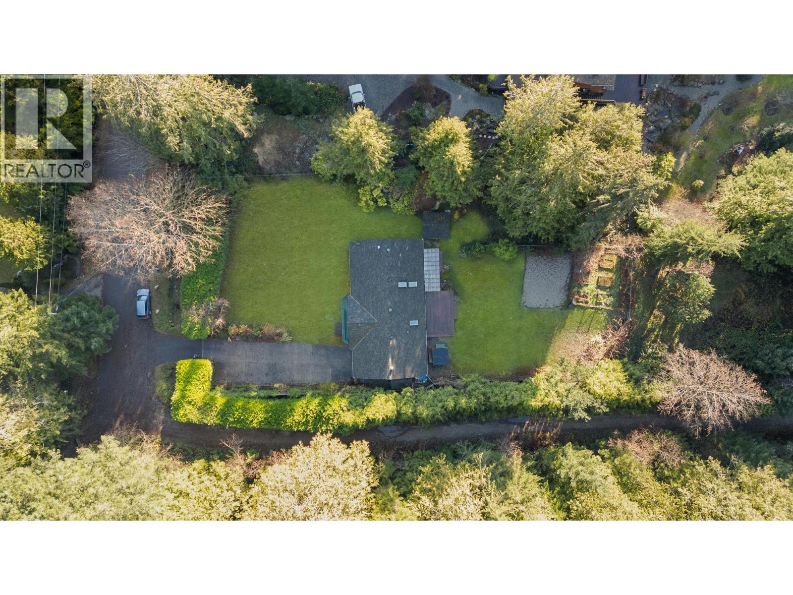 1559 PARK AVENUE, Roberts Creek