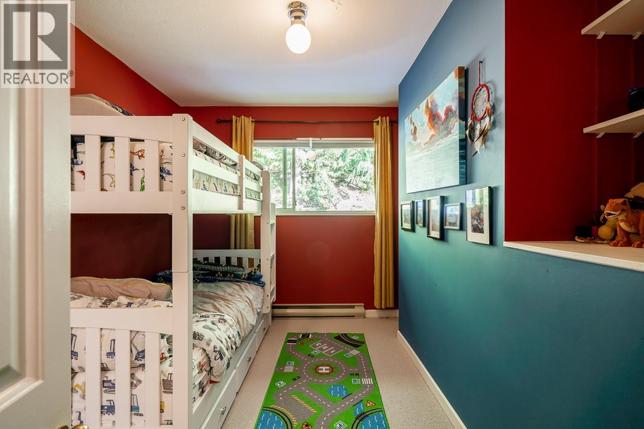 5685 WESTPORT ROAD, West Vancouver