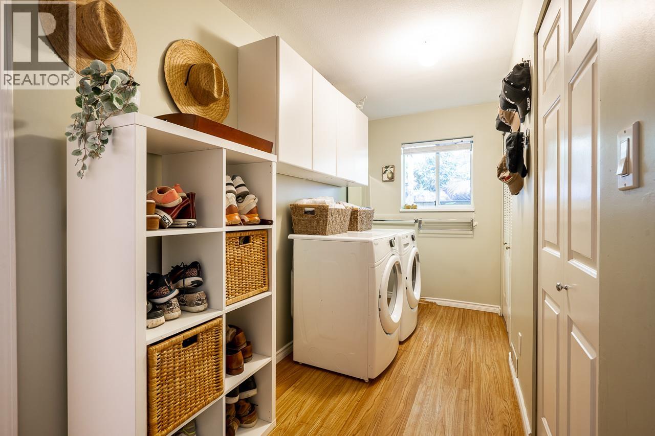 5685 WESTPORT ROAD, West Vancouver