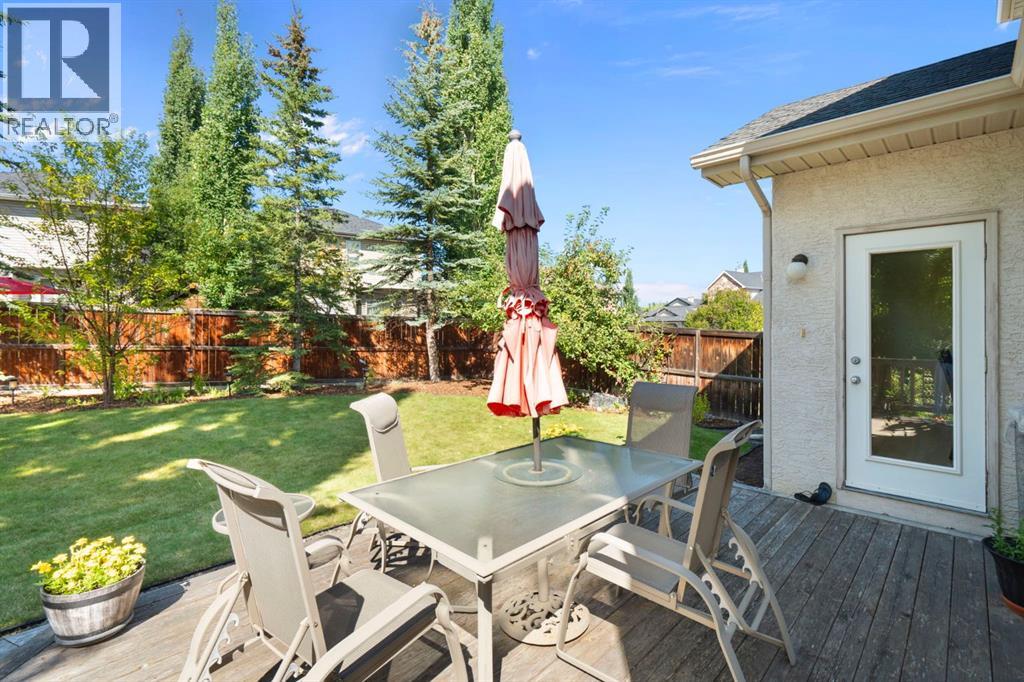 Photo 37 of 35 Valley Stream Manor Nw, Calgary AB